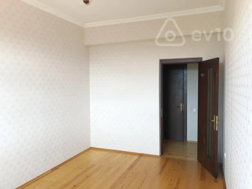 Satılır 2 otaqlı yeni tikili 77 m²