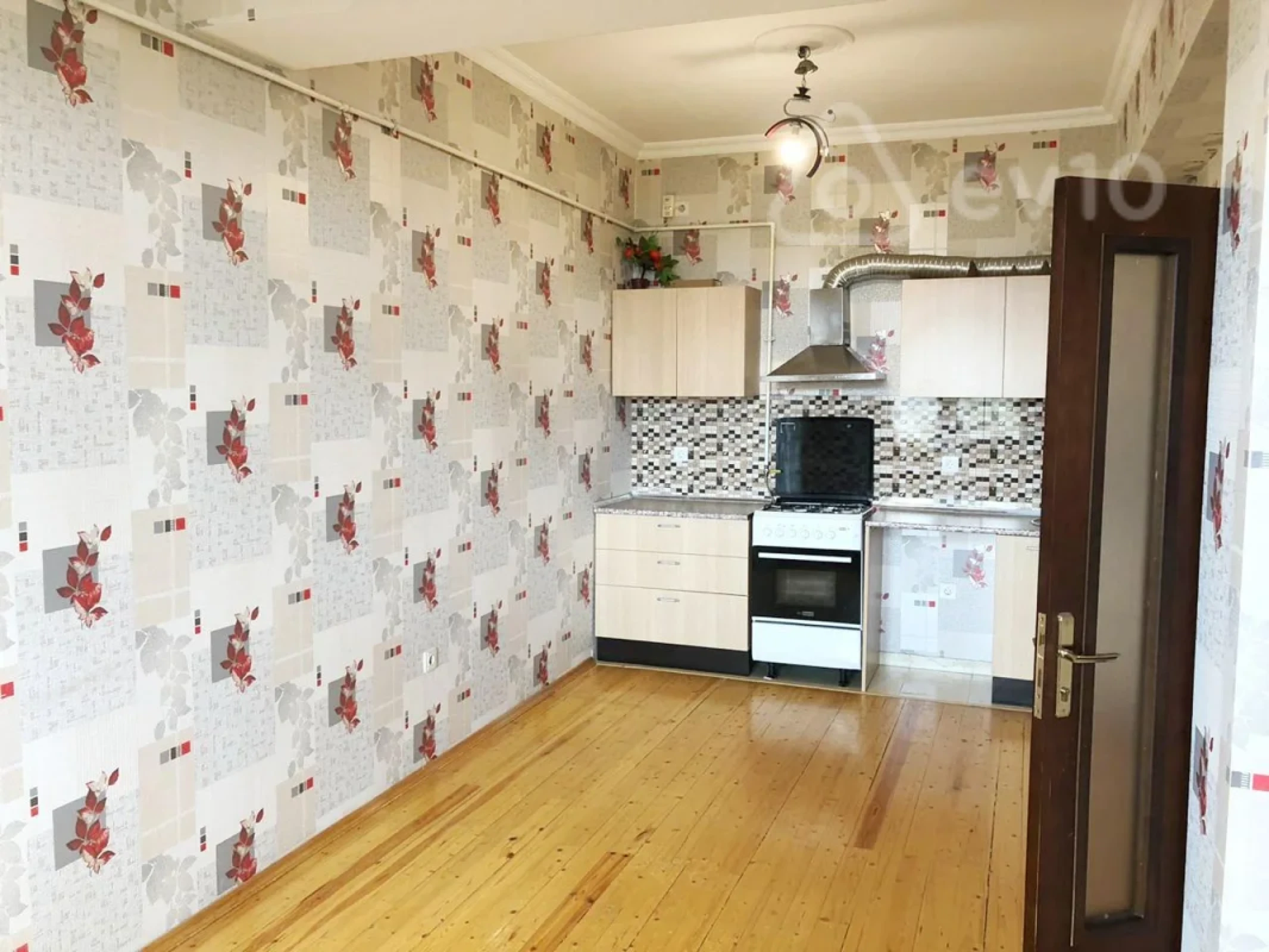 Satılır 2 otaqlı yeni tikili 77 m²