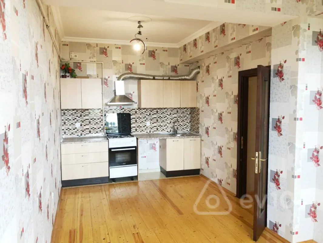 Satılır 2 otaqlı yeni tikili 77 m²