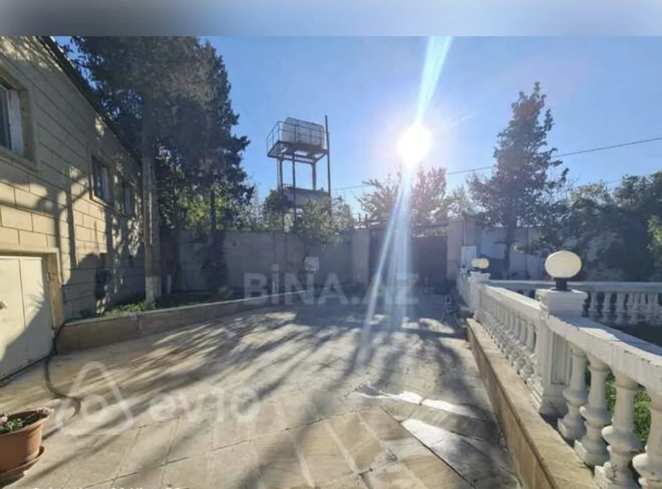 Satılır 7 otaqlı həyət evi 500 m²