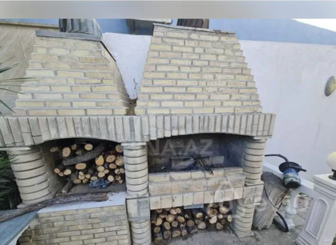 Satılır 7 otaqlı həyət evi 500 m²