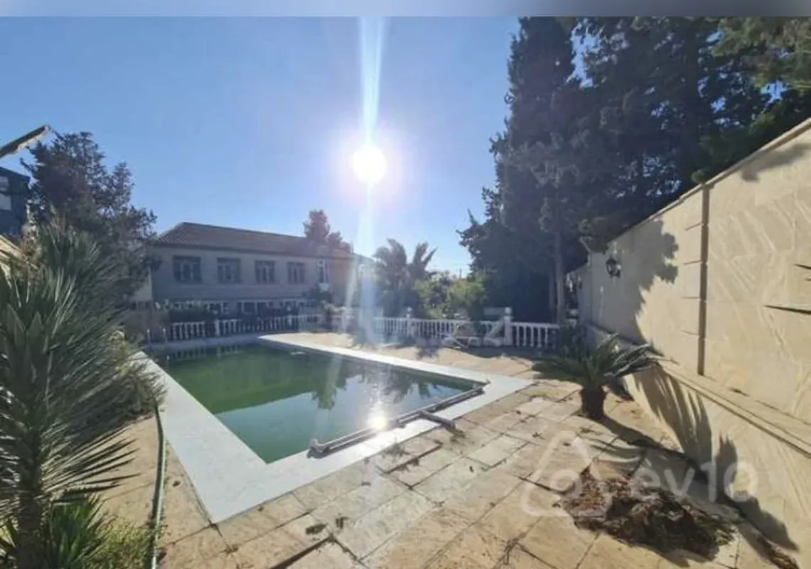 Satılır 7 otaqlı həyət evi 500 m²