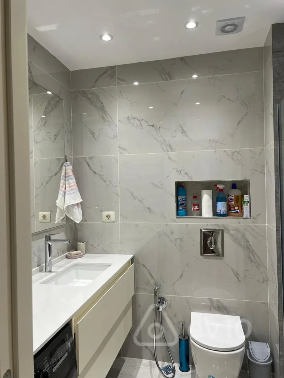 Kirayə verilir 2 otaqlı yeni tikili 62 m²