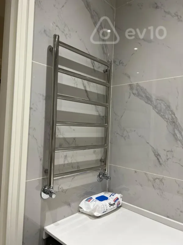 Kirayə verilir 2 otaqlı yeni tikili 62 m²