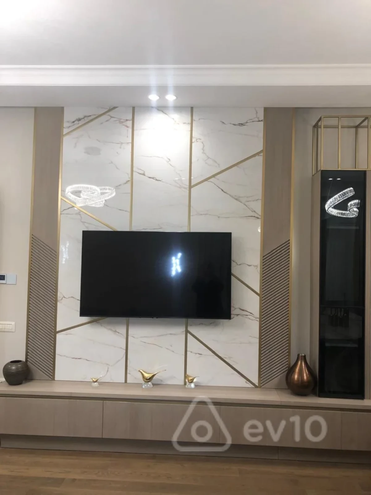 Kirayə verilir 2 otaqlı yeni tikili 62 m²