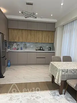 Kirayə verilir 2 otaqlı yeni tikili 62 m²