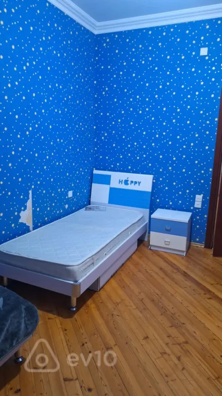 Kirayə verilir 3 otaqlı yeni tikili 65 m²