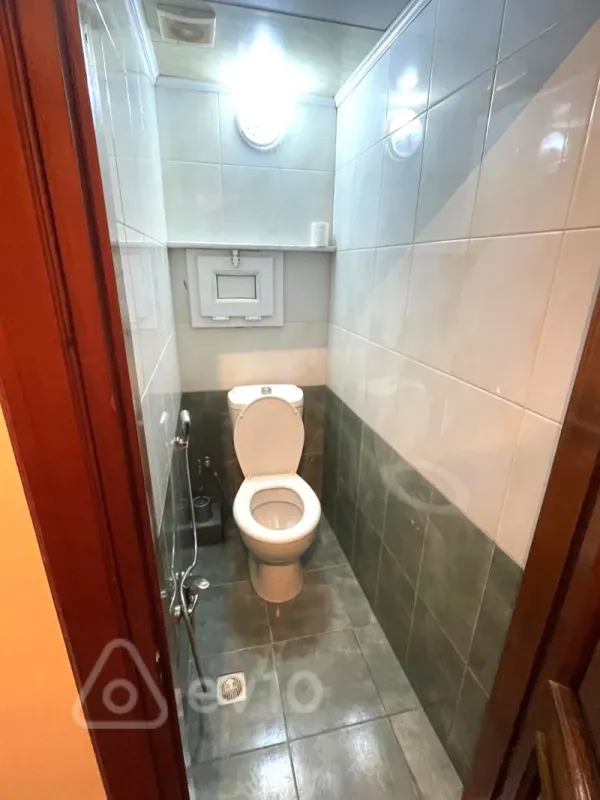 Kirayə verilir 2 otaqlı köhnə tikili 65 m²