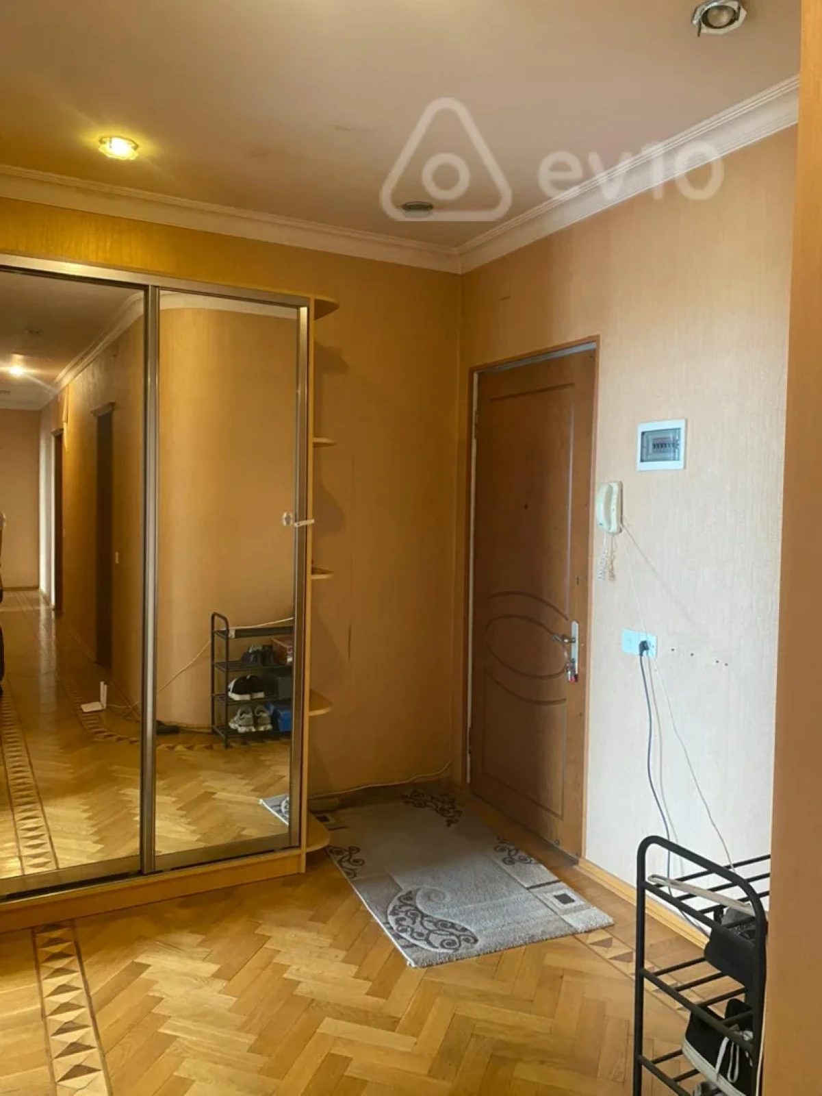 Kirayə verilir 3 otaqlı yeni tikili 125 m²