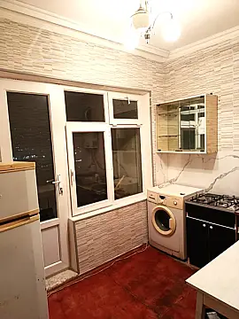 Kirayə verilir 1 otaqlı köhnə tikili 45 m² — Bakı, Xətai 1 otaq 45.00 m²
