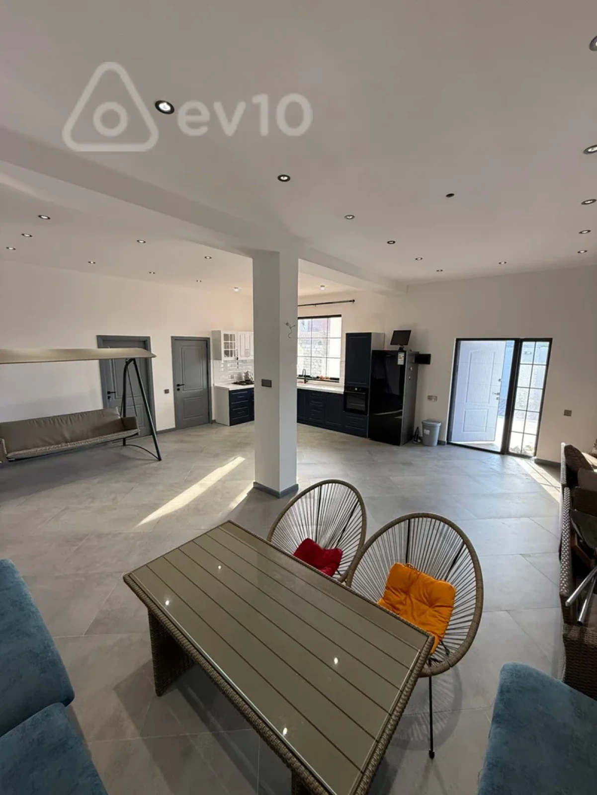 Satılır 4 otaqlı həyət evi 170 m²