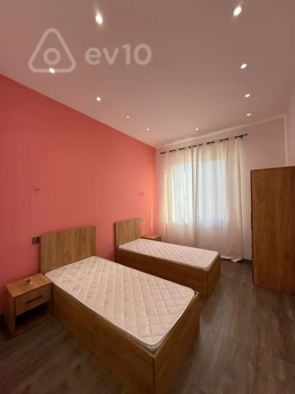 Satılır 4 otaqlı həyət evi 170 m²
