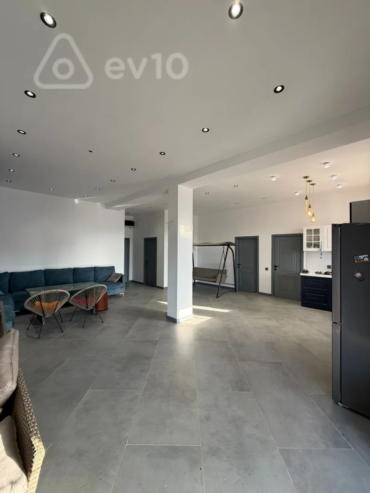 Satılır 4 otaqlı həyət evi 170 m²
