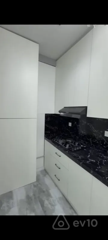 Satılır 2 otaqlı yeni tikili 65 m²