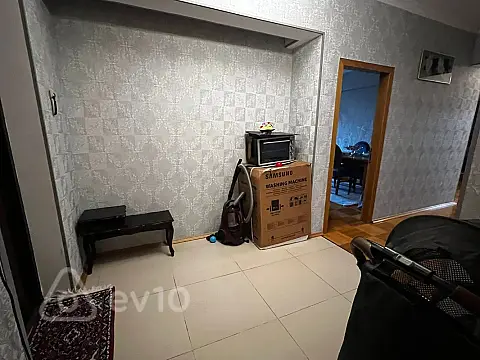 Satılır 3 otaqlı yeni tikili 100 m²