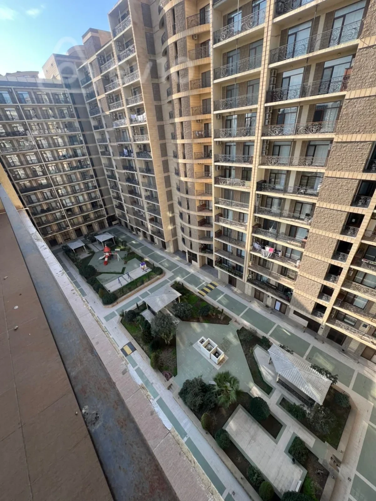 Satılır 3 otaqlı yeni tikili 138 m²