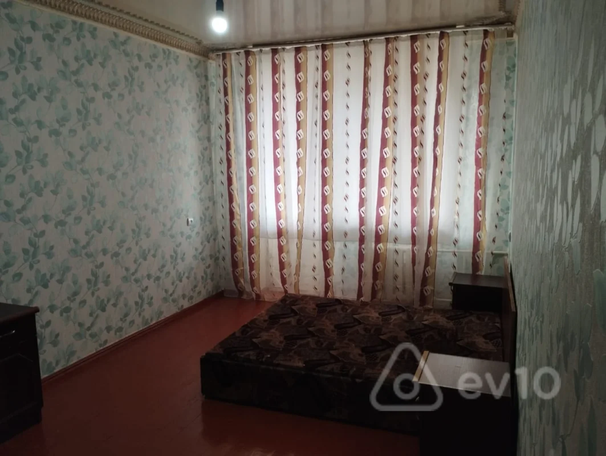 Kirayə verilir 3 otaqlı köhnə tikili 80 m²