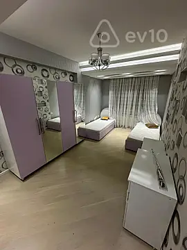 Kirayə verilir 3 otaqlı yeni tikili 150 m²