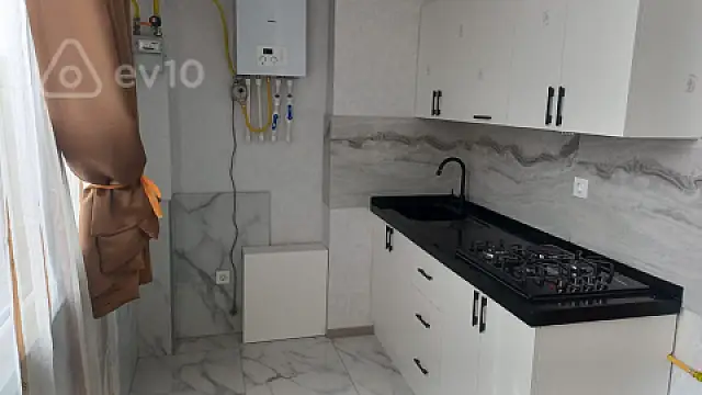 Kirayə verilir 2 otaqlı yeni tikili 70 m²