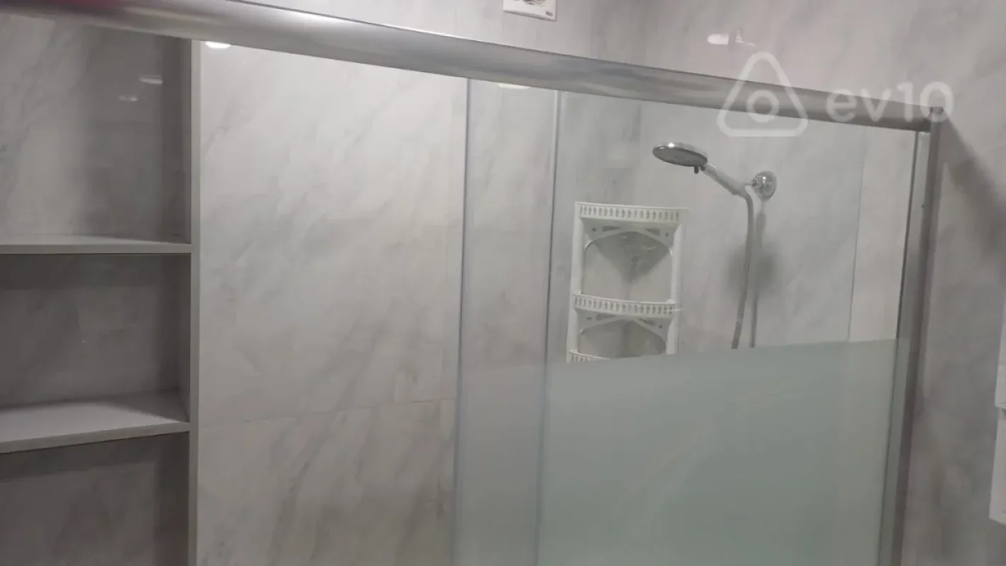 Kirayə verilir 2 otaqlı yeni tikili 70 m²