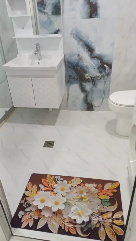 Kirayə verilir 2 otaqlı yeni tikili 70 m²