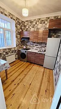 Kirayə verilir 2 otaqlı həyət evi 61 m²