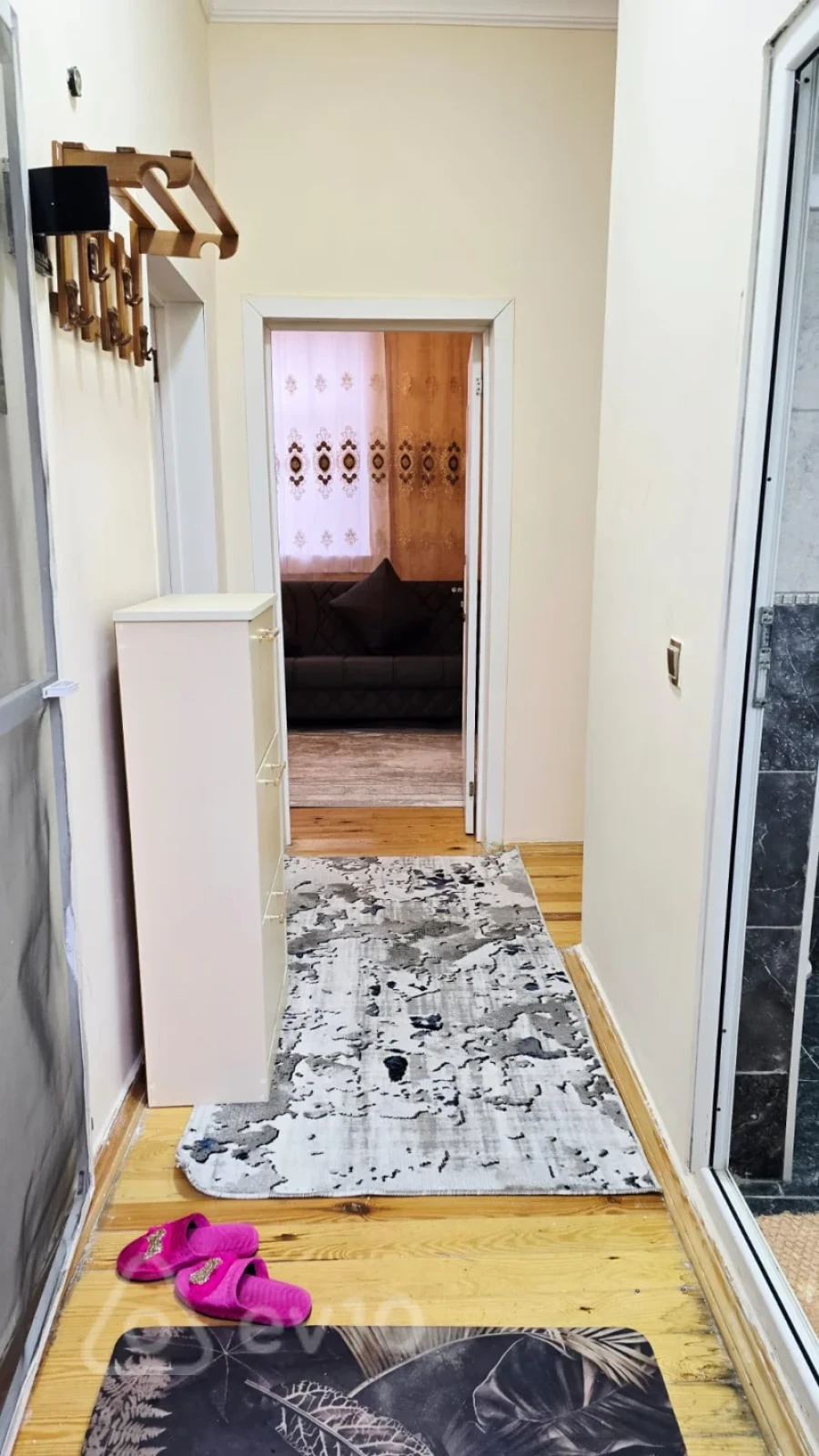 Kirayə verilir 2 otaqlı həyət evi 61 m²