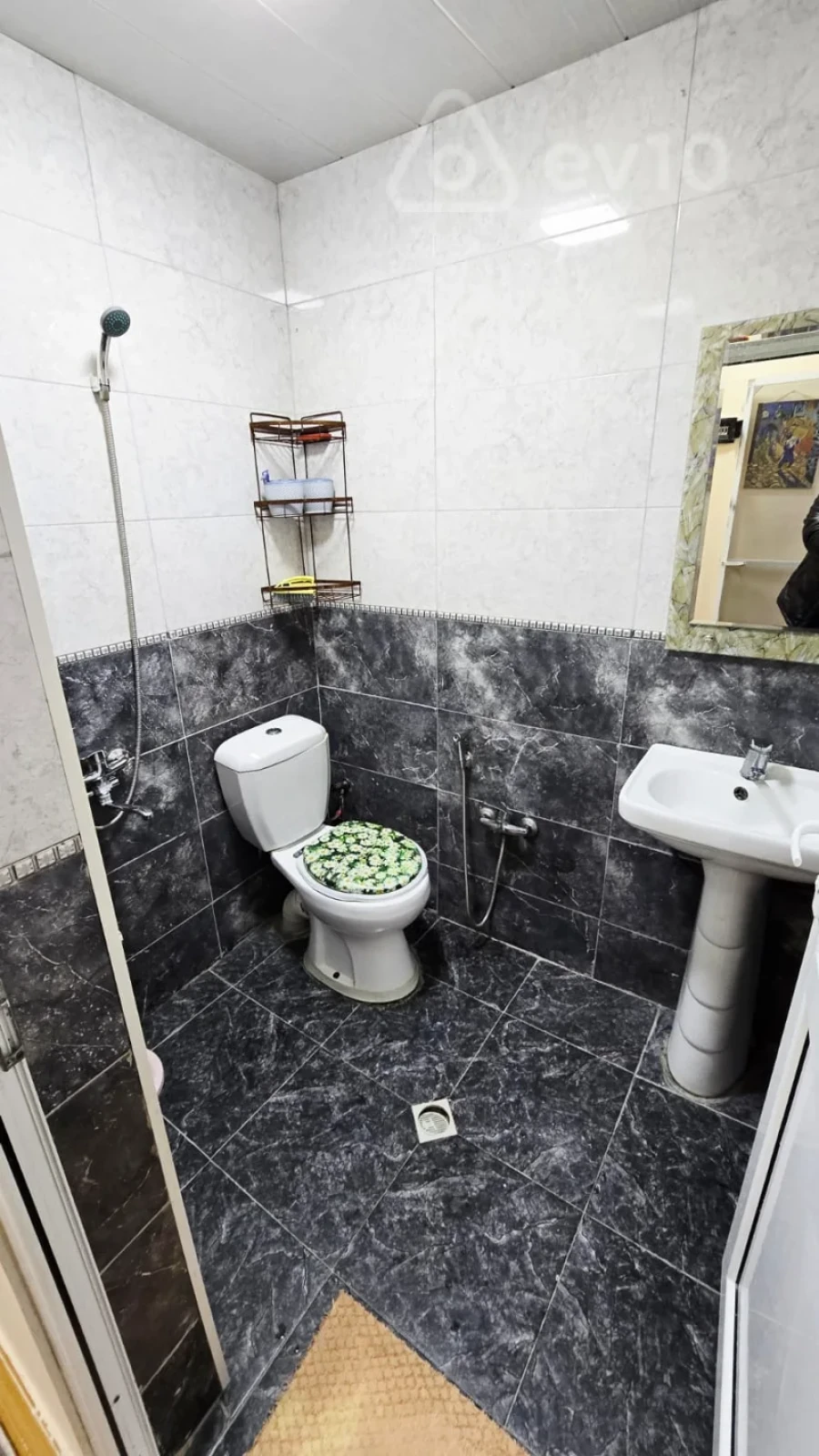 Kirayə verilir 2 otaqlı həyət evi 61 m²