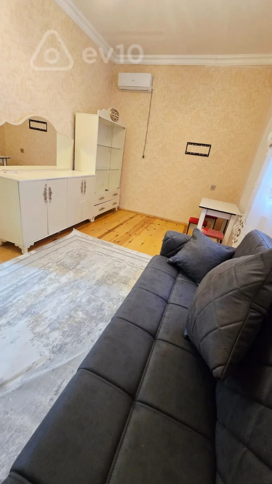 Kirayə verilir 2 otaqlı həyət evi 61 m²