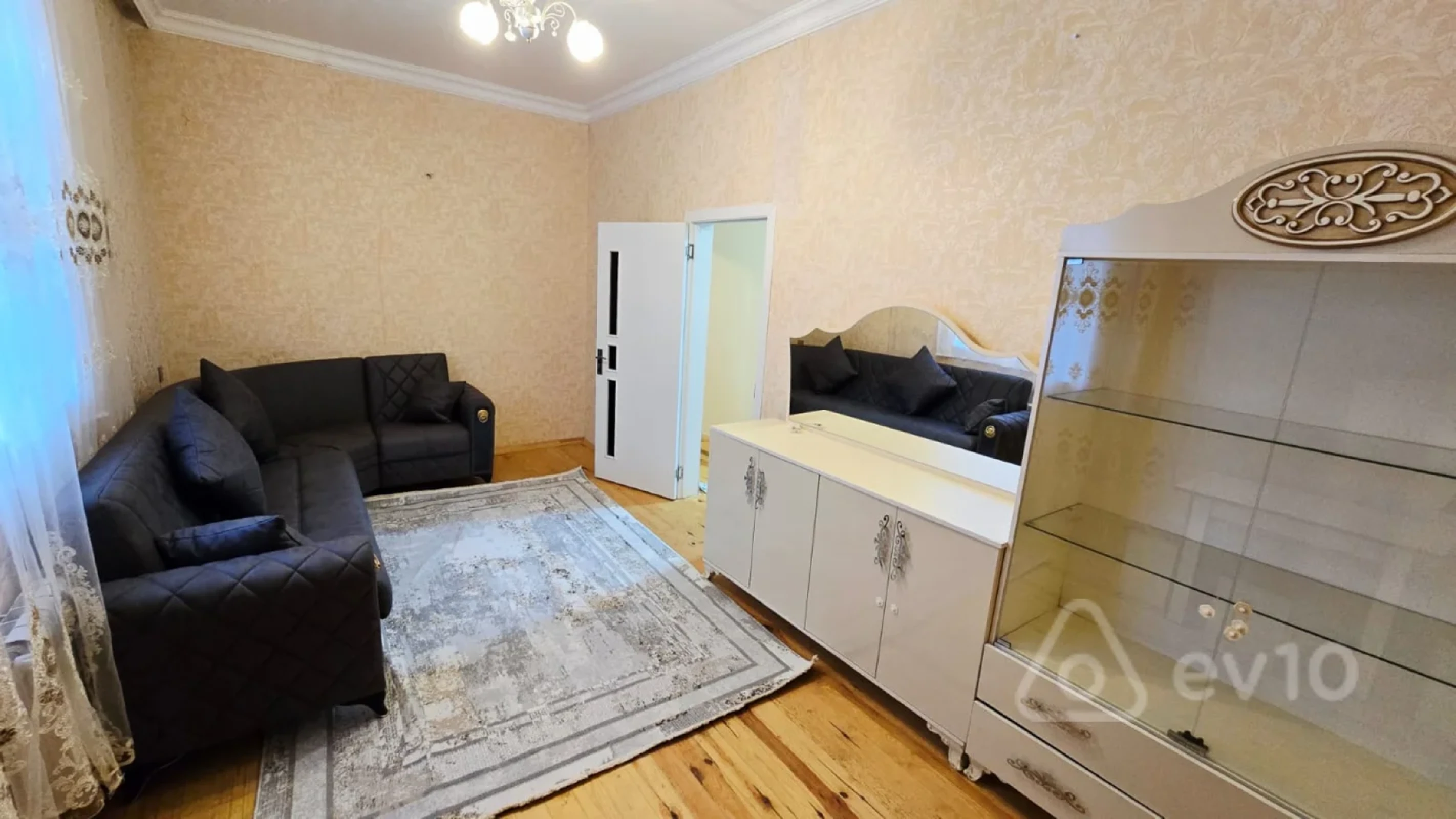 Kirayə verilir 2 otaqlı həyət evi 61 m²