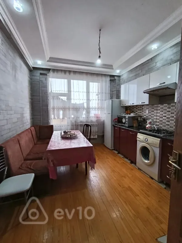 Kirayə verilir 3 otaqlı yeni tikili 94 m²