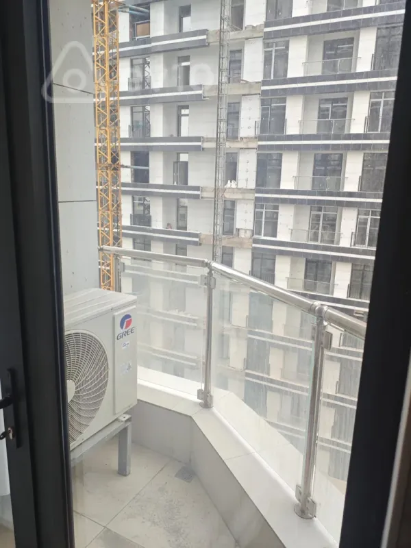 Kirayə verilir 3 otaqlı yeni tikili 70 m²