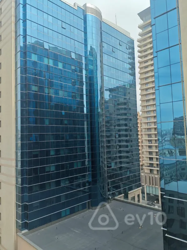 Kirayə verilir 3 otaqlı yeni tikili 70 m²