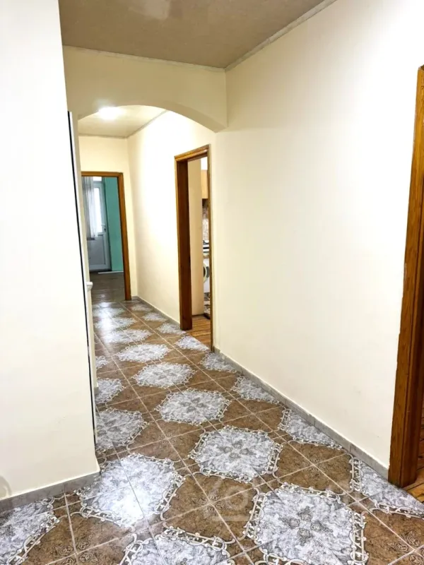 Kirayə verilir 2 otaqlı yeni tikili 85 m²