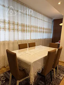 Kirayə verilir 2 otaqlı köhnə tikili 75 m²