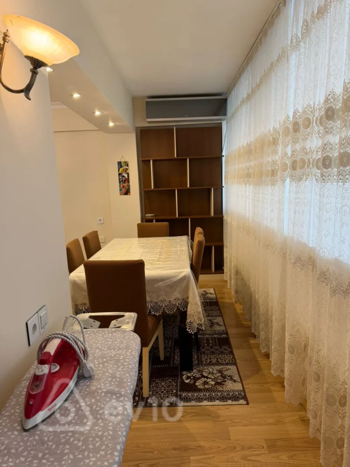 Kirayə verilir 2 otaqlı köhnə tikili 75 m²