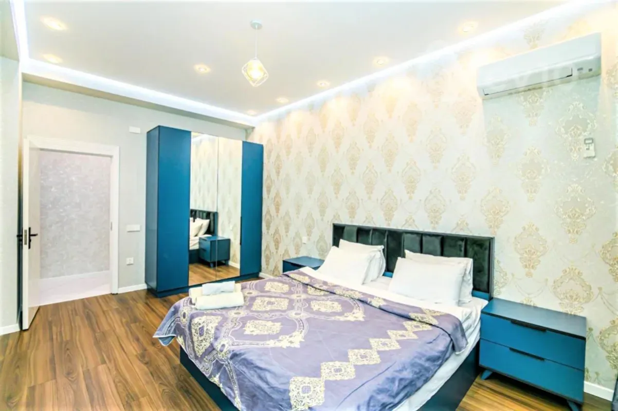 Kirayə verilir 3 otaqlı yeni tikili 120 m²