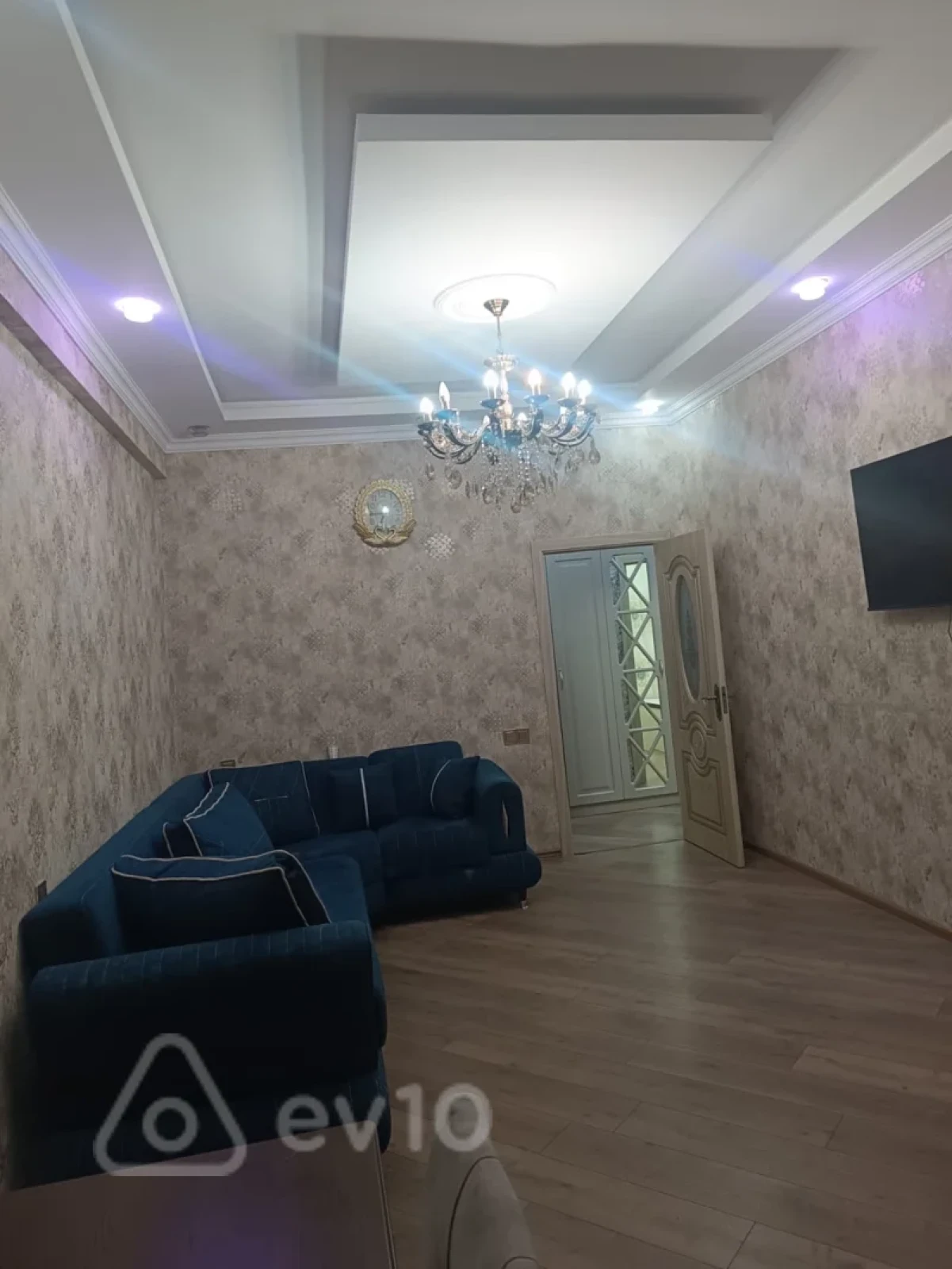 Kirayə verilir 2 otaqlı yeni tikili 60 m²