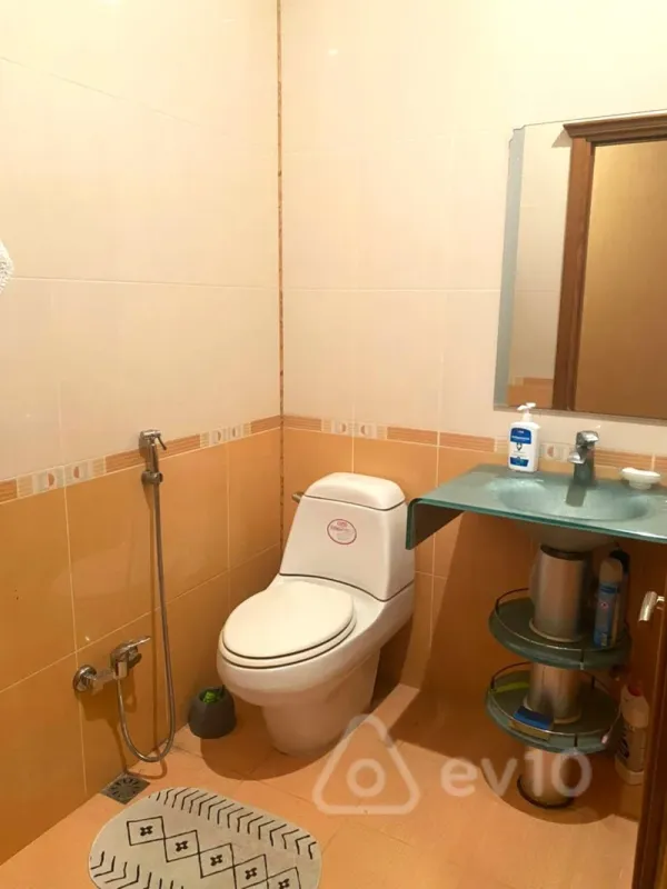 Kirayə verilir 3 otaqlı yeni tikili 130 m²