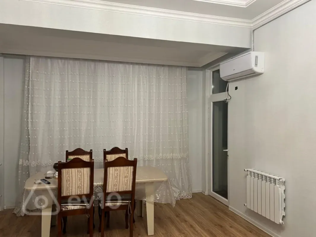 Kirayə verilir 2 otaqlı yeni tikili 66 m²