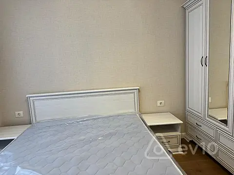 Kirayə verilir 2 otaqlı yeni tikili 65 m²