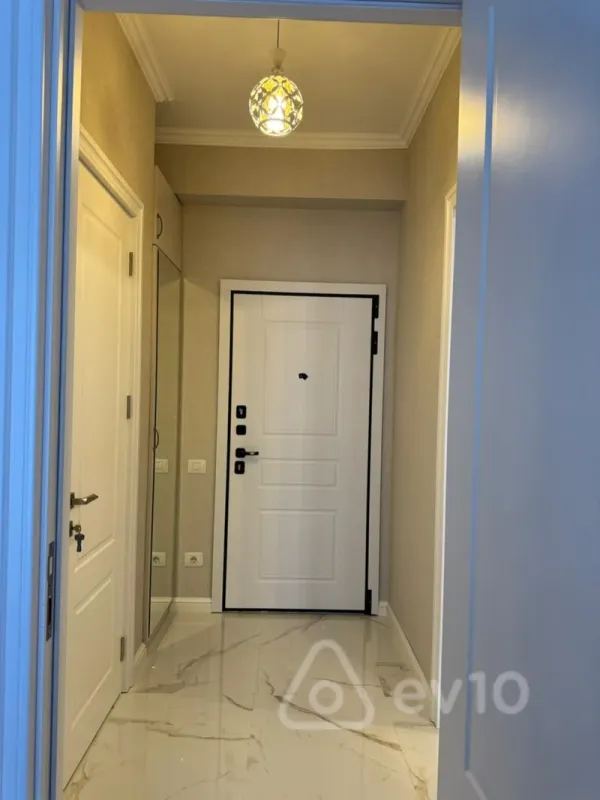 Kirayə verilir 2 otaqlı yeni tikili 65 m²