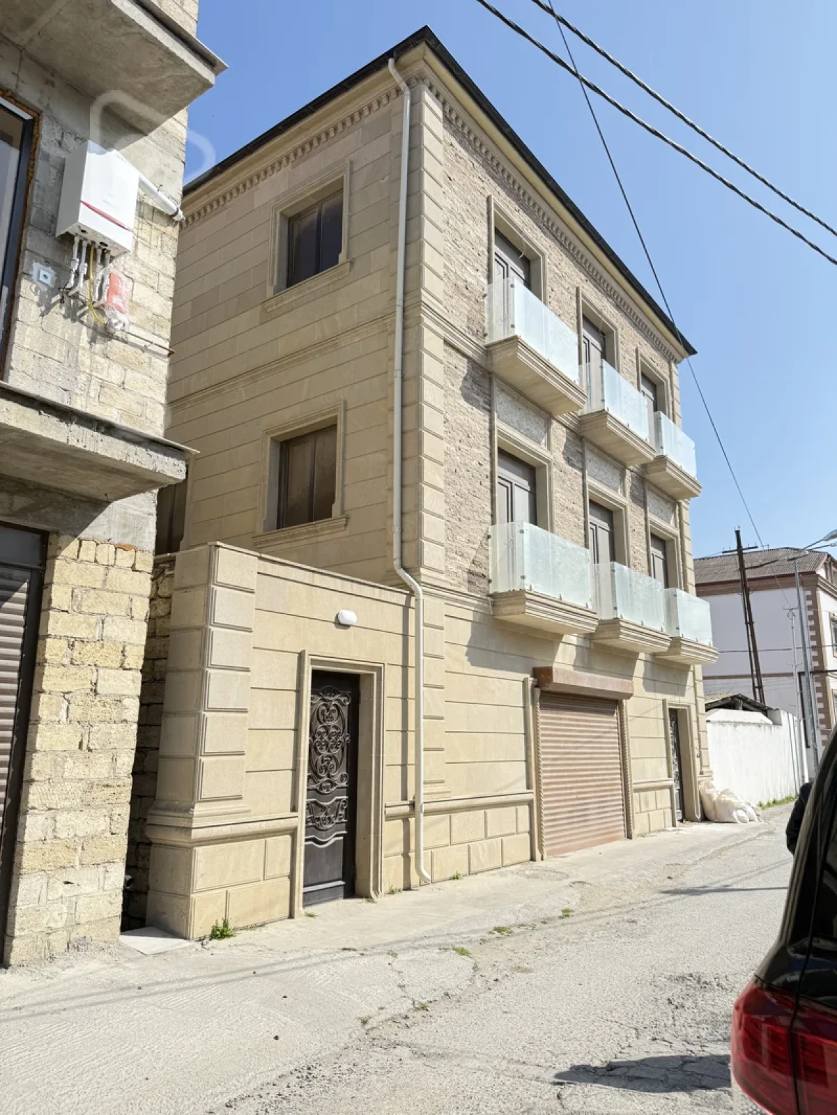 Kirayə verilir 5 otaqlı həyət evi 280 m²