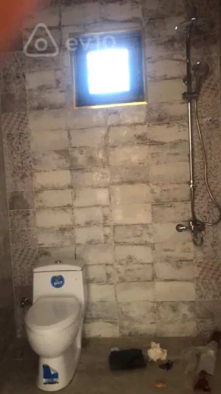 Kirayə verilir 5 otaqlı həyət evi 280 m²