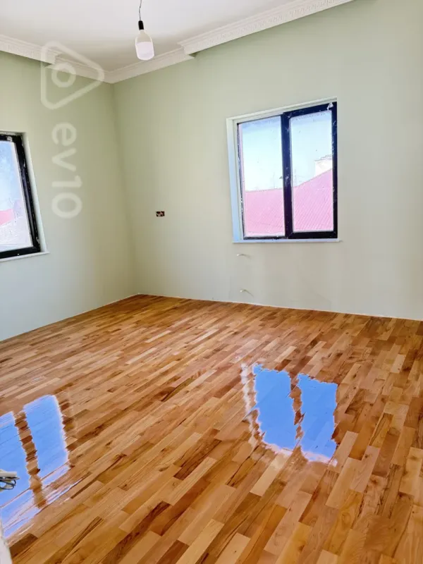 Kirayə verilir 5 otaqlı həyət evi 280 m²