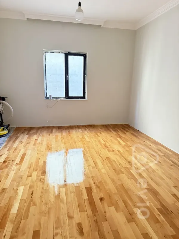 Kirayə verilir 5 otaqlı həyət evi 280 m²