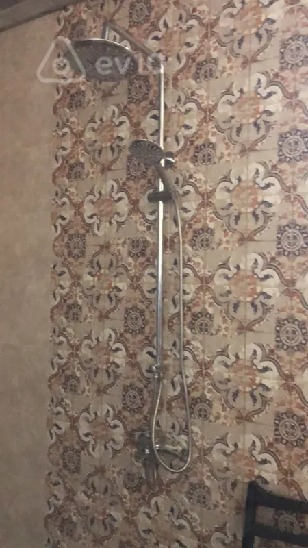 Kirayə verilir 5 otaqlı həyət evi 280 m²