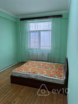 Kirayə verilir 2 otaqlı yeni tikili 85 m²