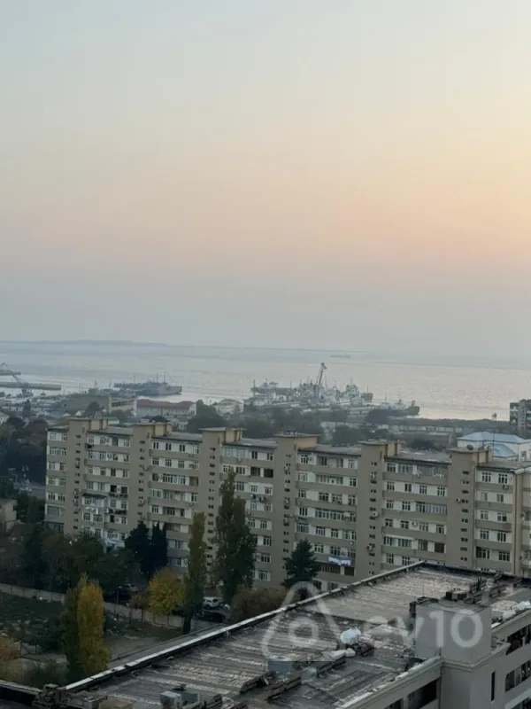 Kirayə verilir 2 otaqlı yeni tikili 85 m²