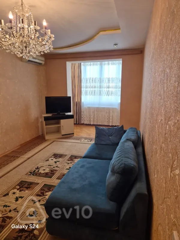 Kirayə verilir 2 otaqlı yeni tikili 70 m²